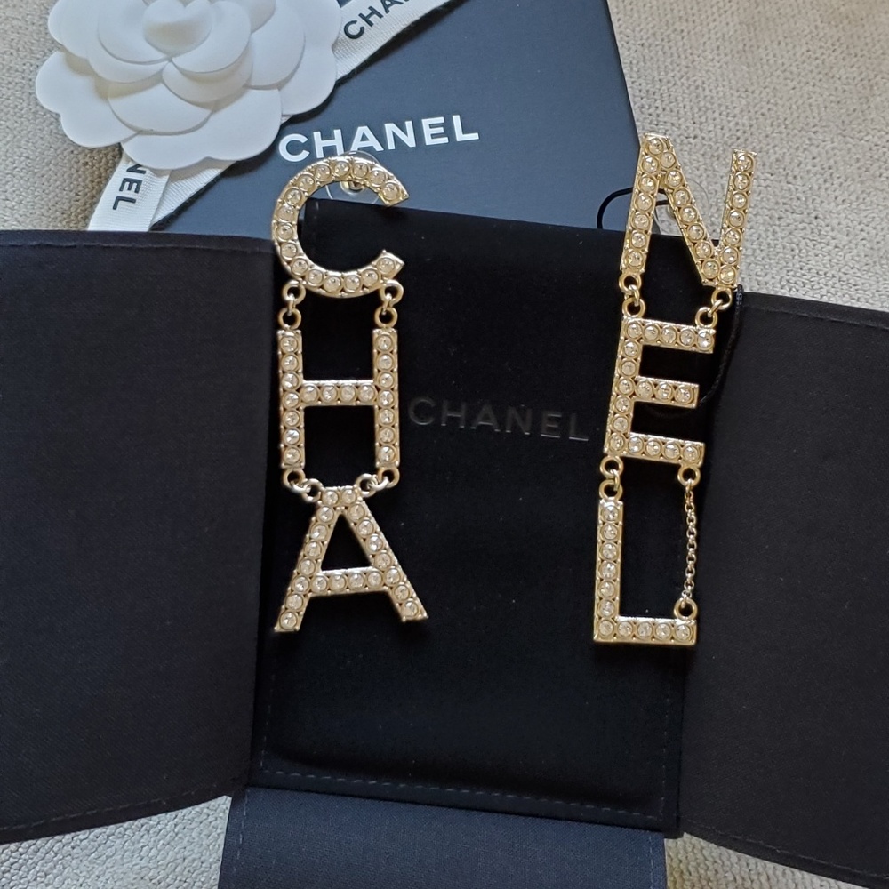 *SOLD*  CHANEL Crystal Letter Earrings - Picture 6 of 6